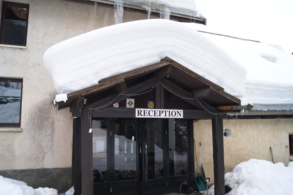 Auberge De Violaine Le Monetier-les-Bains Exterior photo